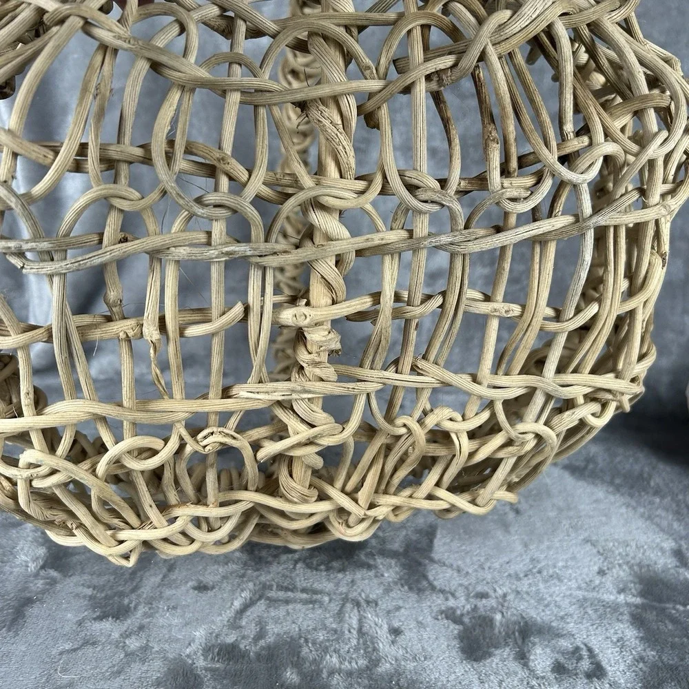 VTG Open Weave Egg Gathering Basket Top Handle Hand Woven Rustic Primitive Decor